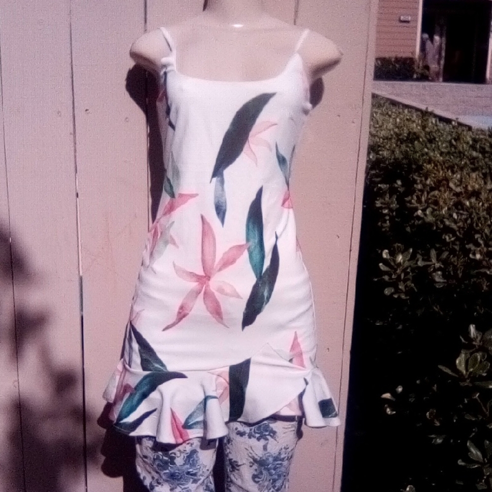 TO WEAR AT A PARTY. Floral Kids Dress with Ruffle Hem